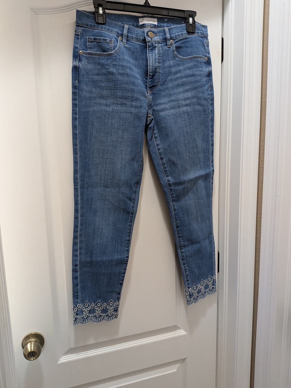 Loft Women's Blue Embroidered Hem Stretch Jeans